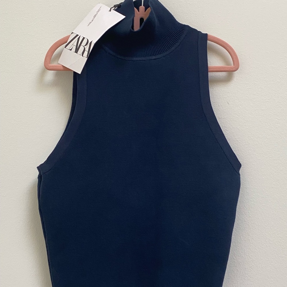 NWT Zara Sleeveless Mock Neck Tank in Navy, XS